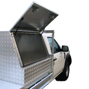 Boxes - On tray Chequer Plate - 3/4 Door