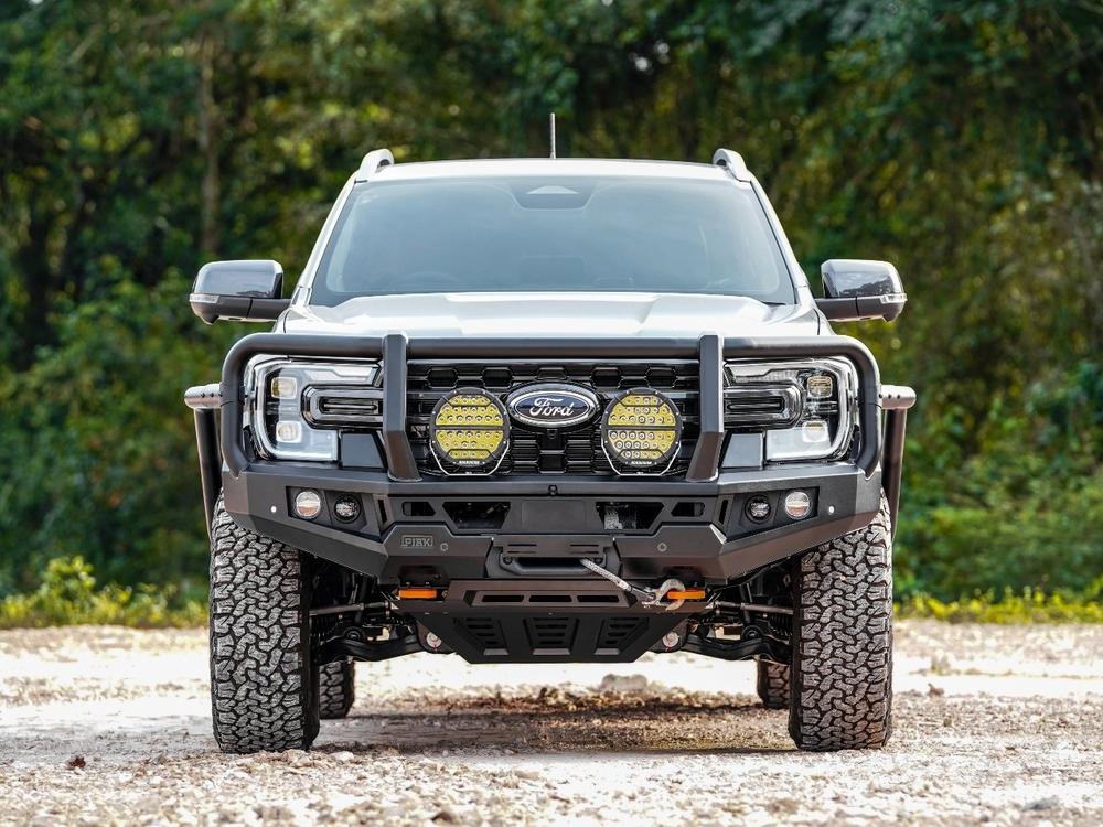 Genesis Loop Bar (Orange Recovery Points & Black Bash Plate) for Ford Ranger PY (3-2022 on) & Everest (6-2022 on)