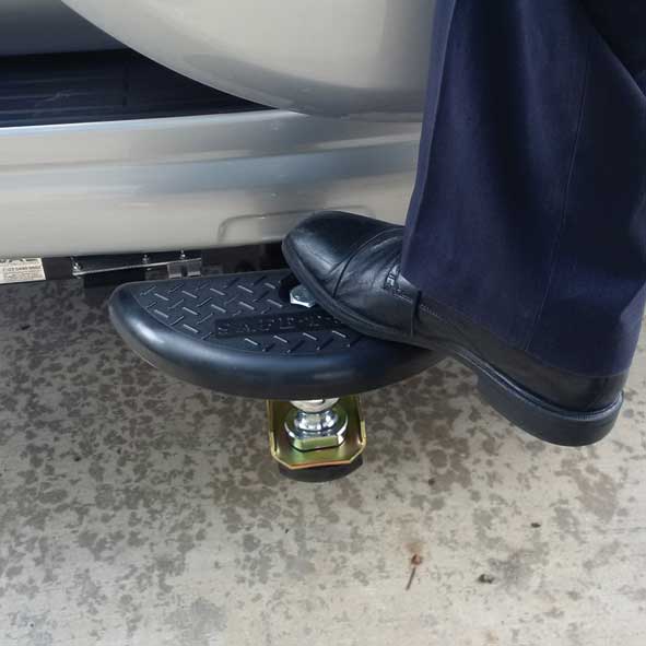 Towbar Step - Image 2