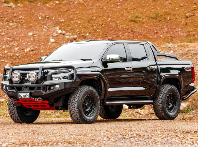 Genesis Loop Bar with Black Recovery Points & Orange Bash Plate for Mitsubishi Triton 12-2023>