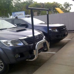 TOYOTA HILUX NUDGE BAR with removable "H" rack