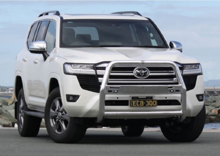 ECB Series 2 Nudge Bar to suit Toyota Land Cruiser 300 Series 07/21>